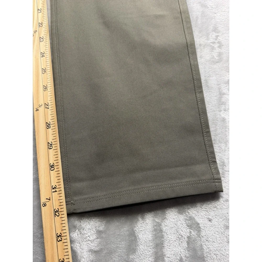 Vuori Meta Pants Men's 36x32 Green Slim Chino 5 Pocket Travel Performance V430